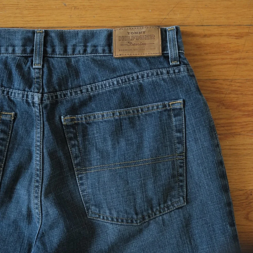 Tommy Hilfiger Denim Shorts Mens Blue Relaxed Vintage Streetwear 32 Baggy